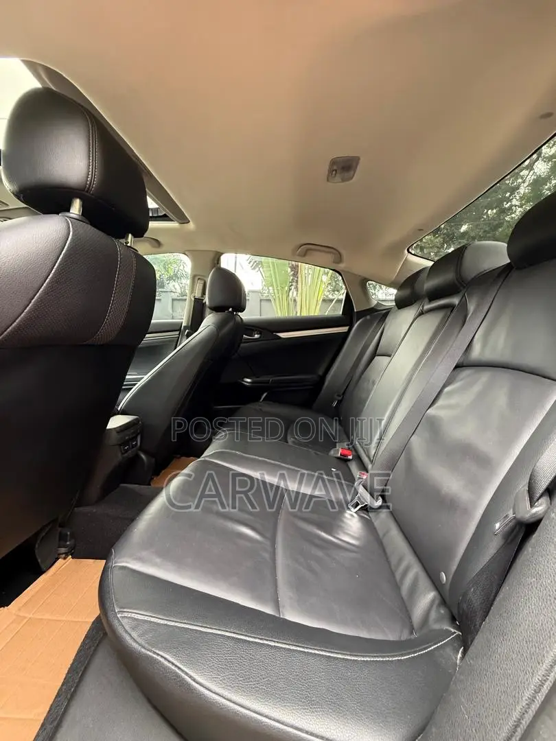 Honda Civic Touring Sedan 2019 Red