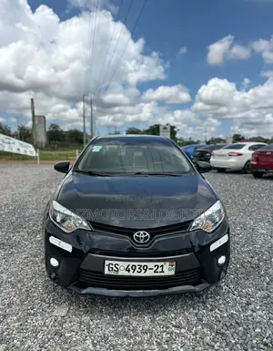 Toyota Corolla LE 4dr Sedan (1.8L 4cyl CVT) 2015 Black