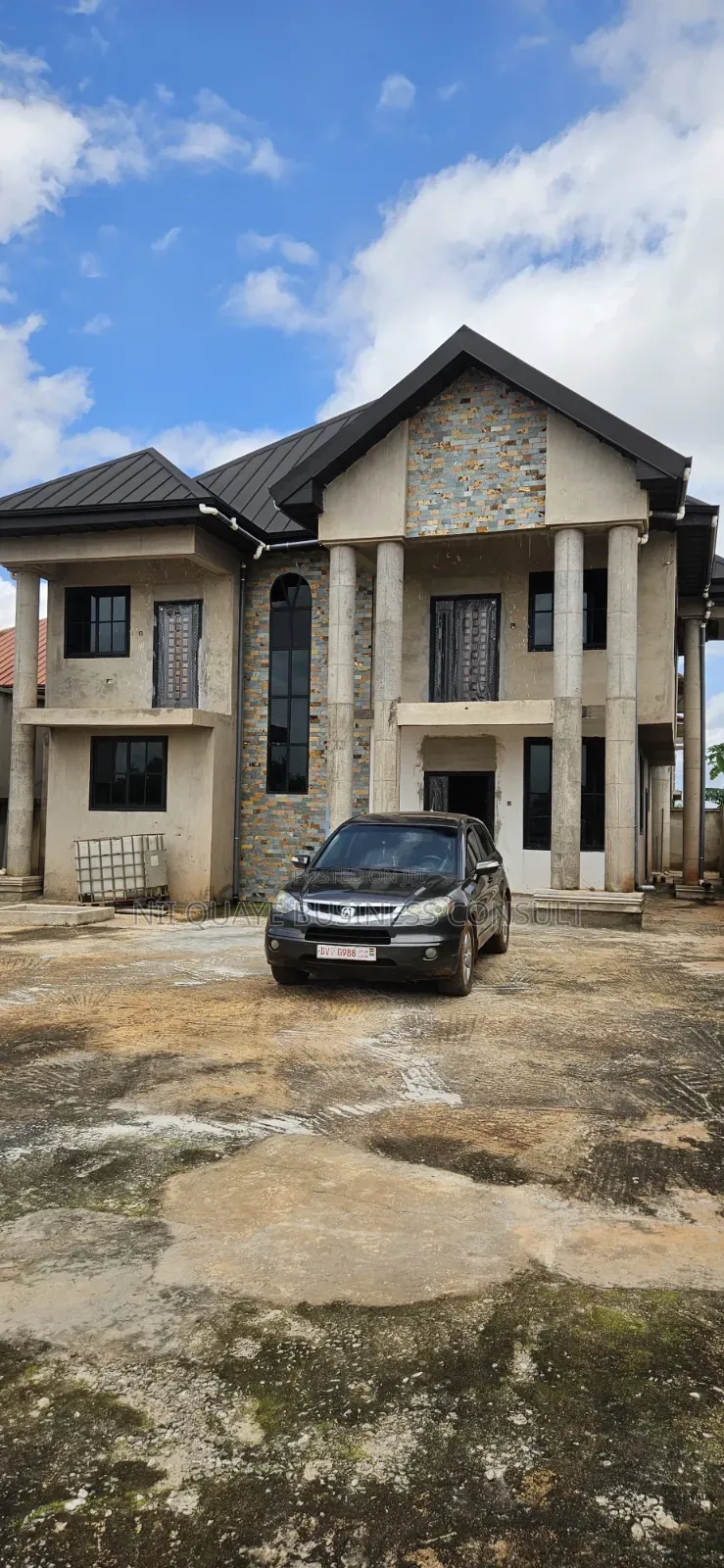 5bdrm House in Kokoben Near, Kumasi Metropolitan for sale