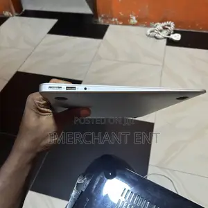 Laptop Apple MacBook Air 2015 8GB Intel Core i5 SSD 128GB