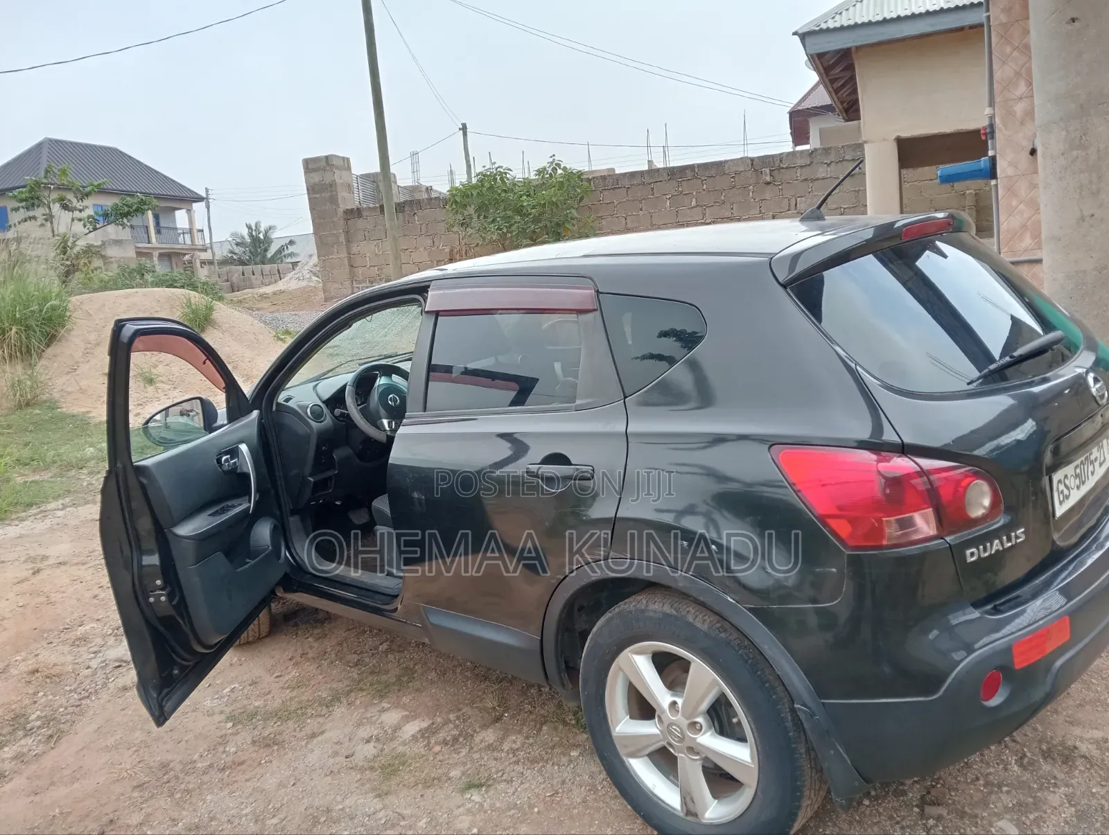 Nissan Dualis 2011 Black