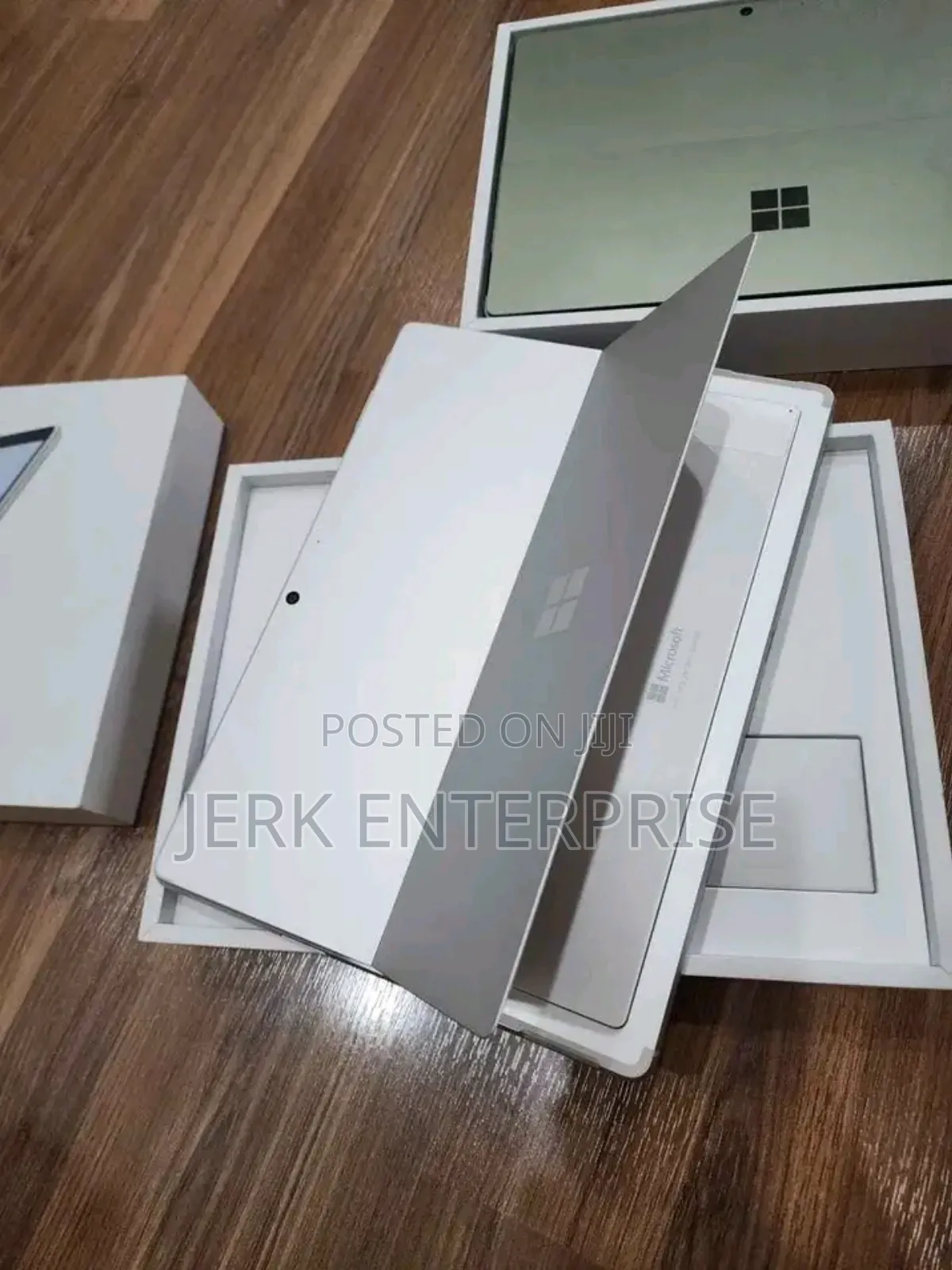 New Microsoft Surface Pro 256 GB Gray
