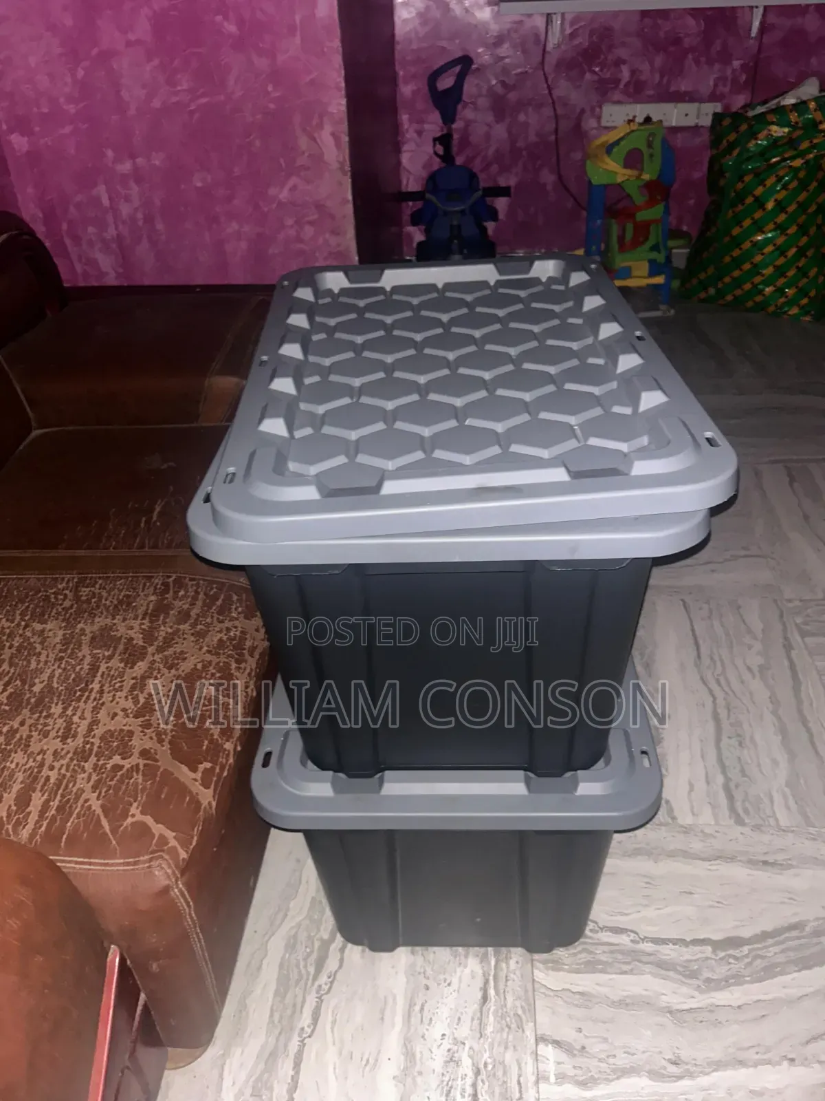 Heavy Duty Storage Toto
