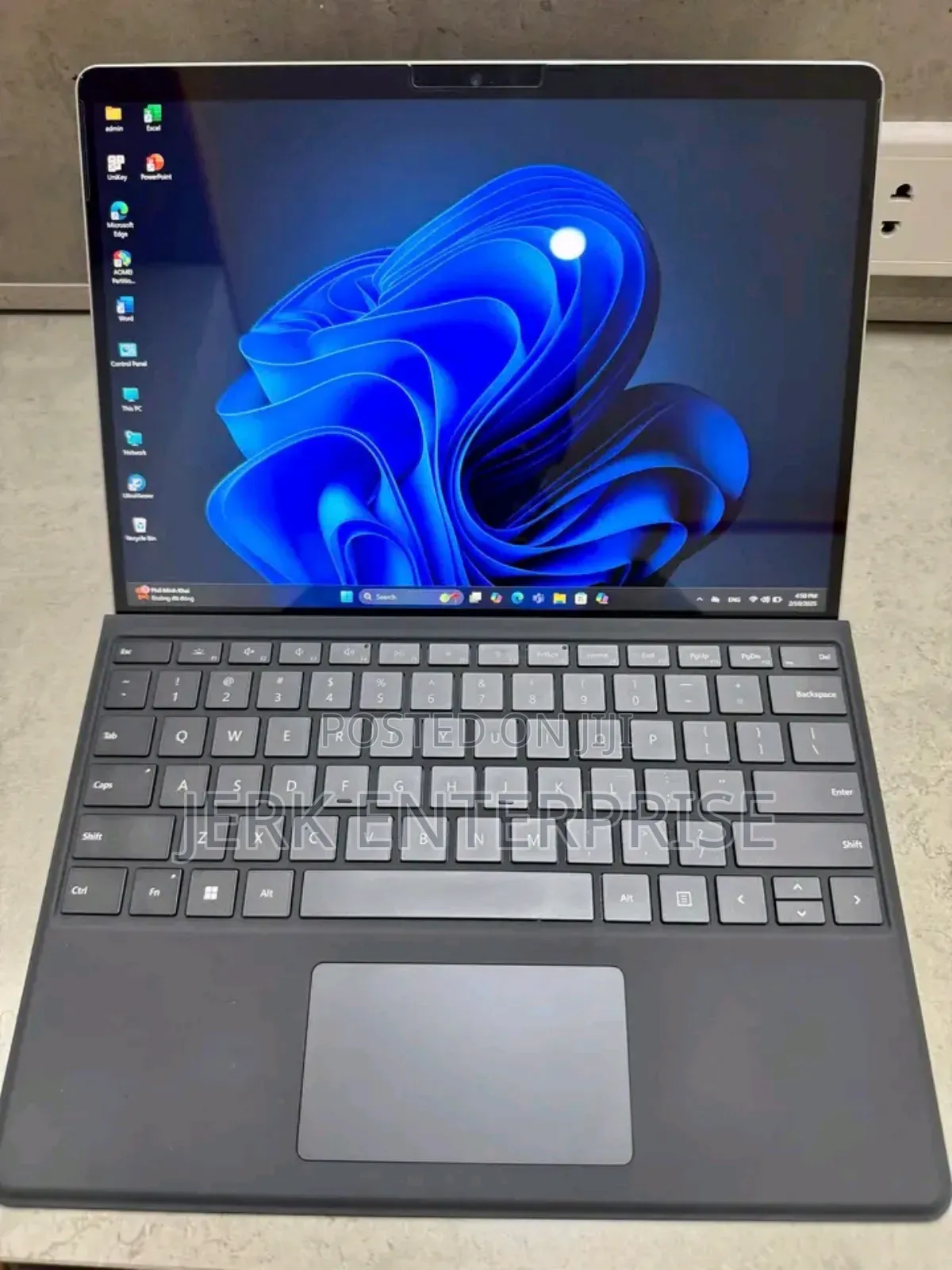 New Microsoft Surface Pro 512 GB Gray