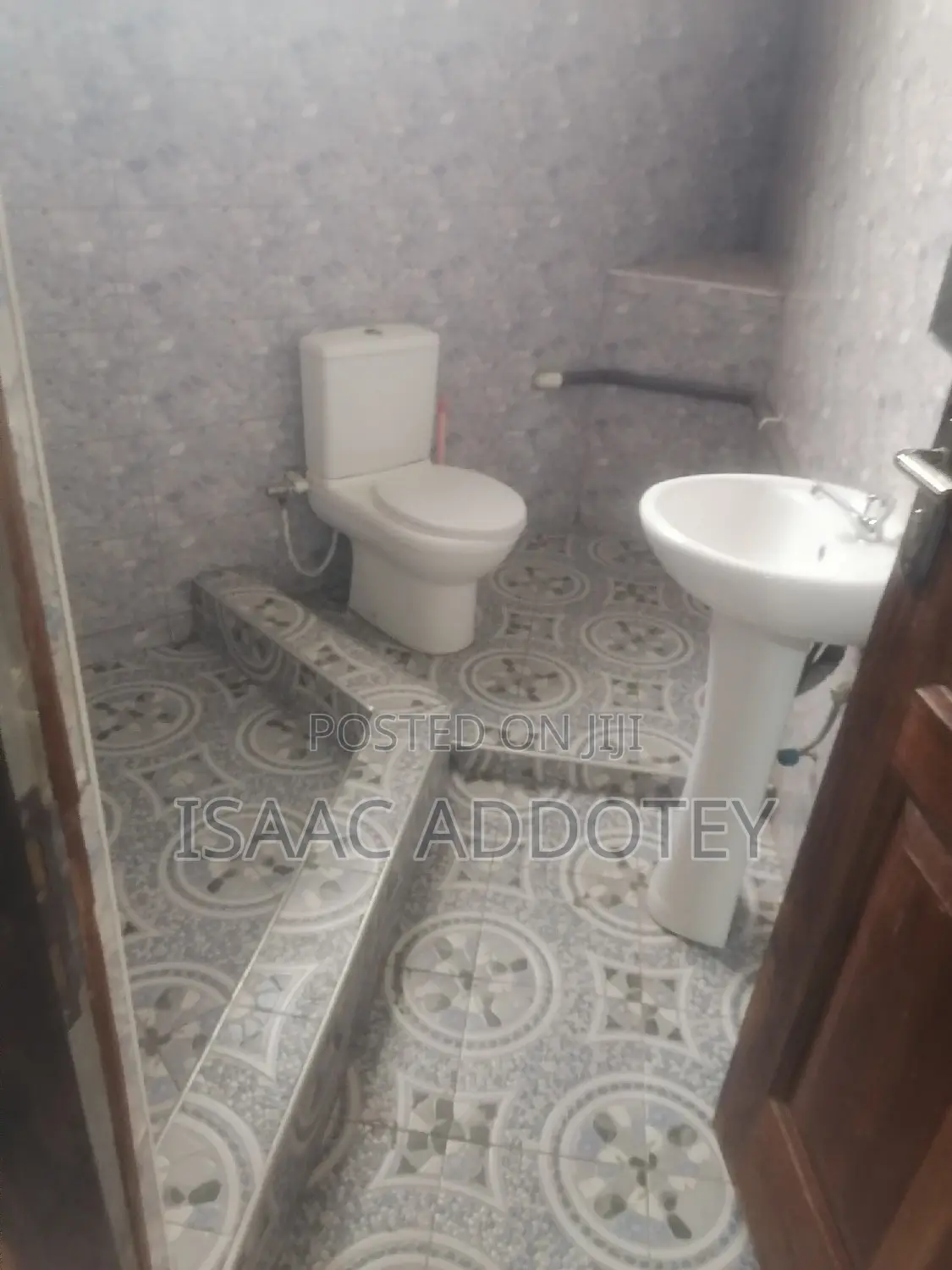 1bdrm Apartment in Spintex Hfc Estate, Baatsona Total for rent