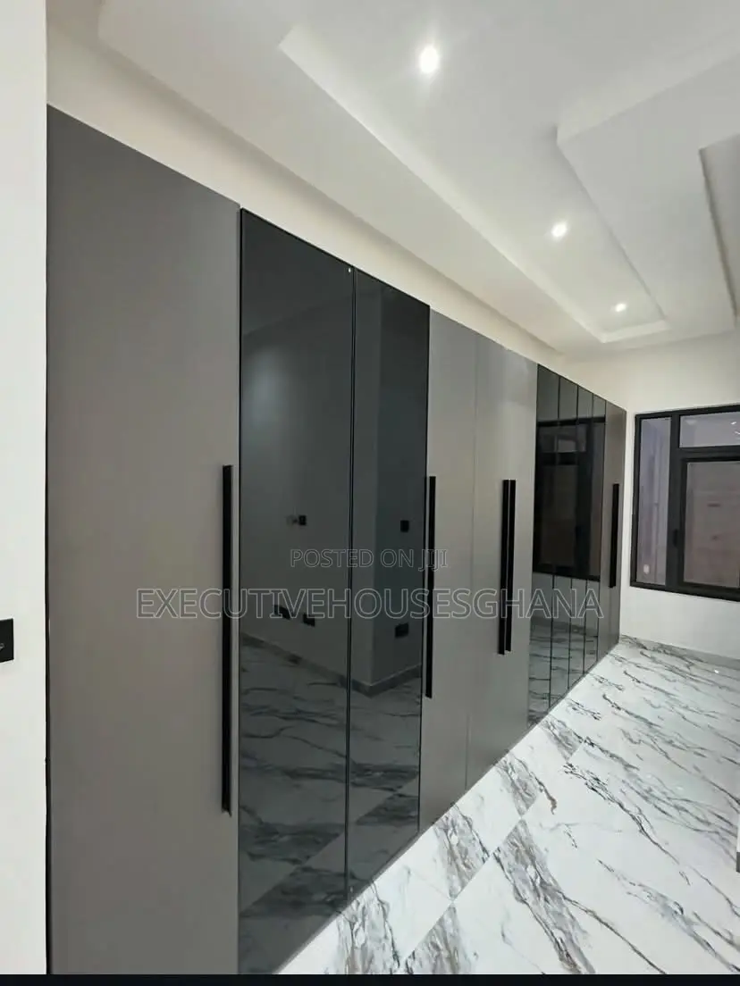 4bdrm House in Executivehousesghana, East Legon for sale