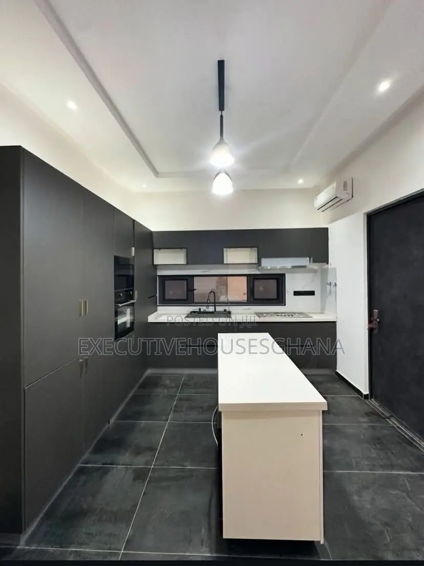 4bdrm House in Executivehousesghana, East Legon for sale