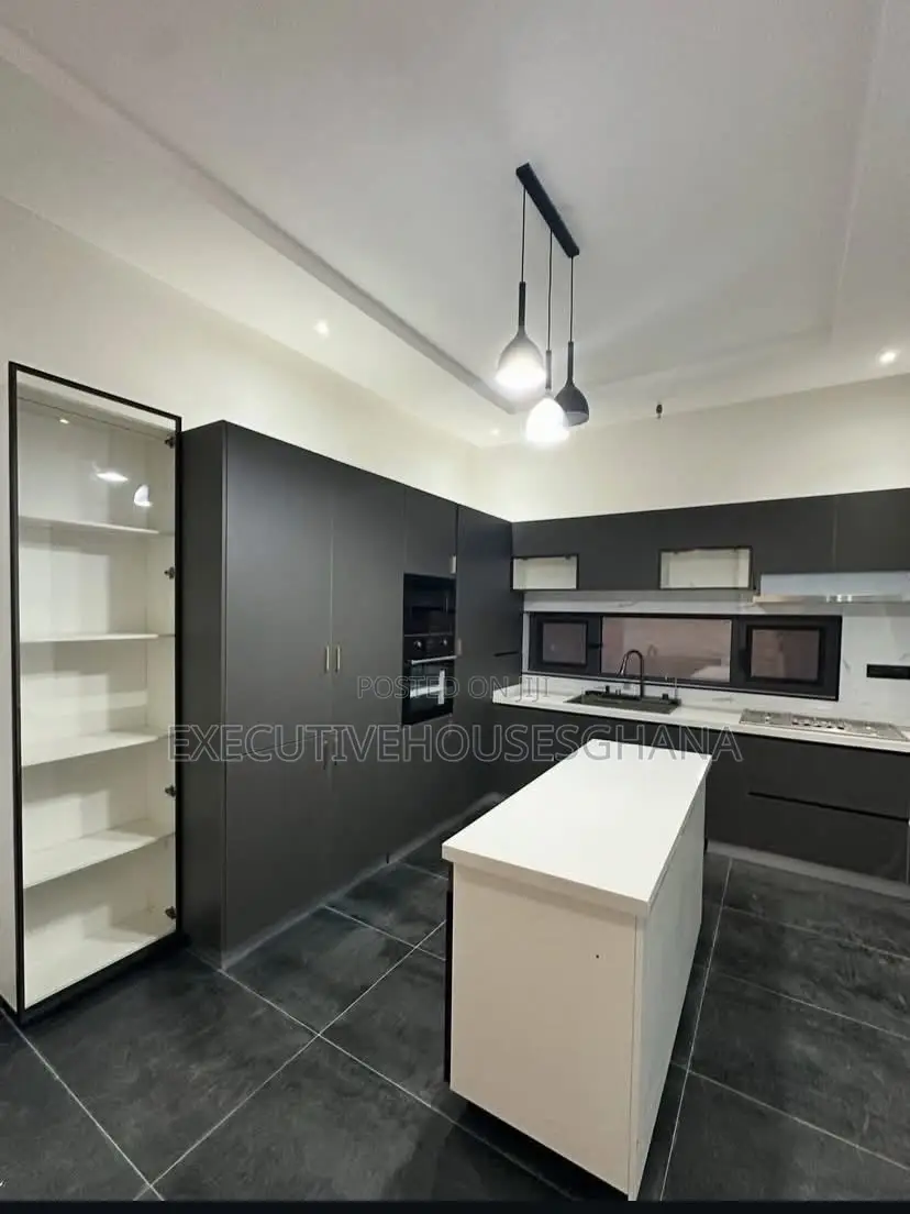 4bdrm House in Executivehousesghana, East Legon for sale
