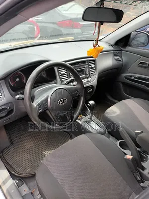 Kia Rio 2010 Silver