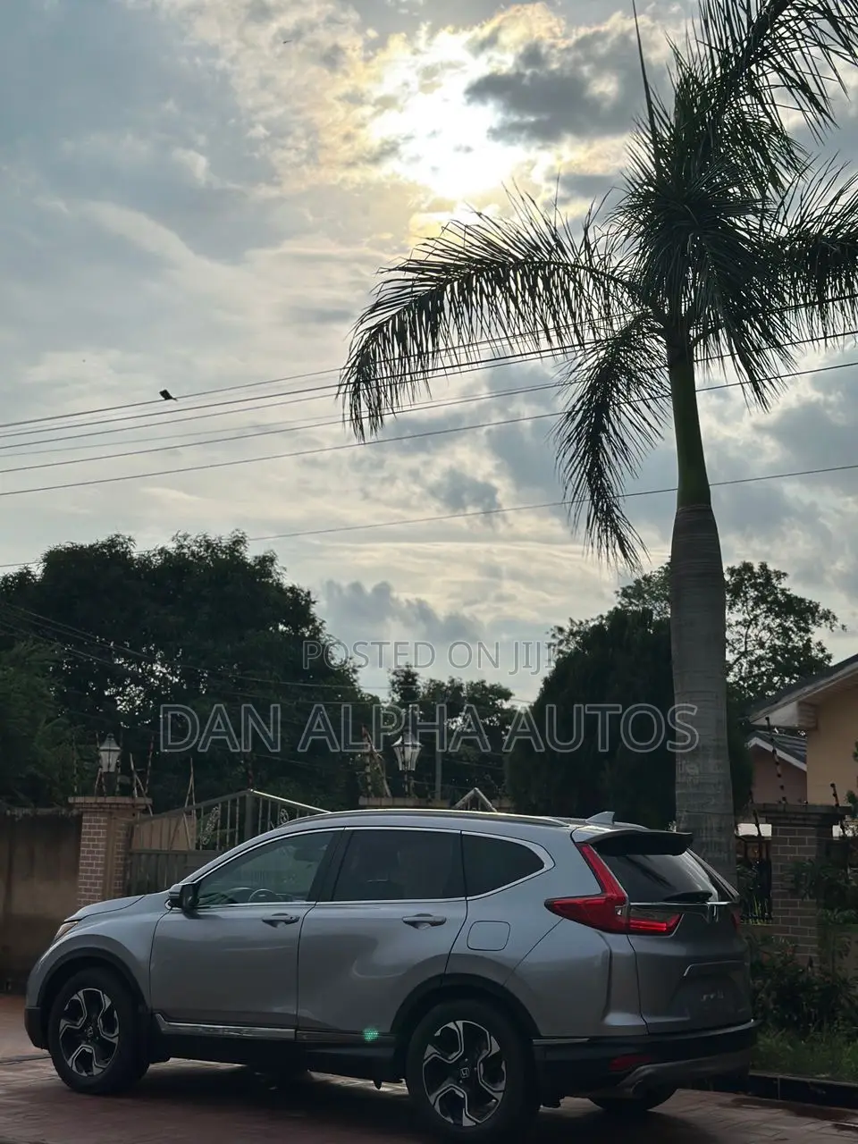 Honda CR-V Touring AWD 2018 Silver