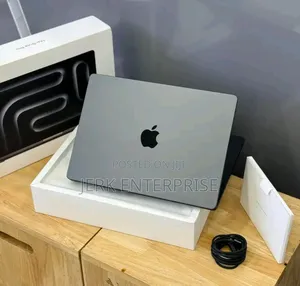 New Laptop Apple MacBook Air 2026 M5 32GB Apple M5 SSD 1T