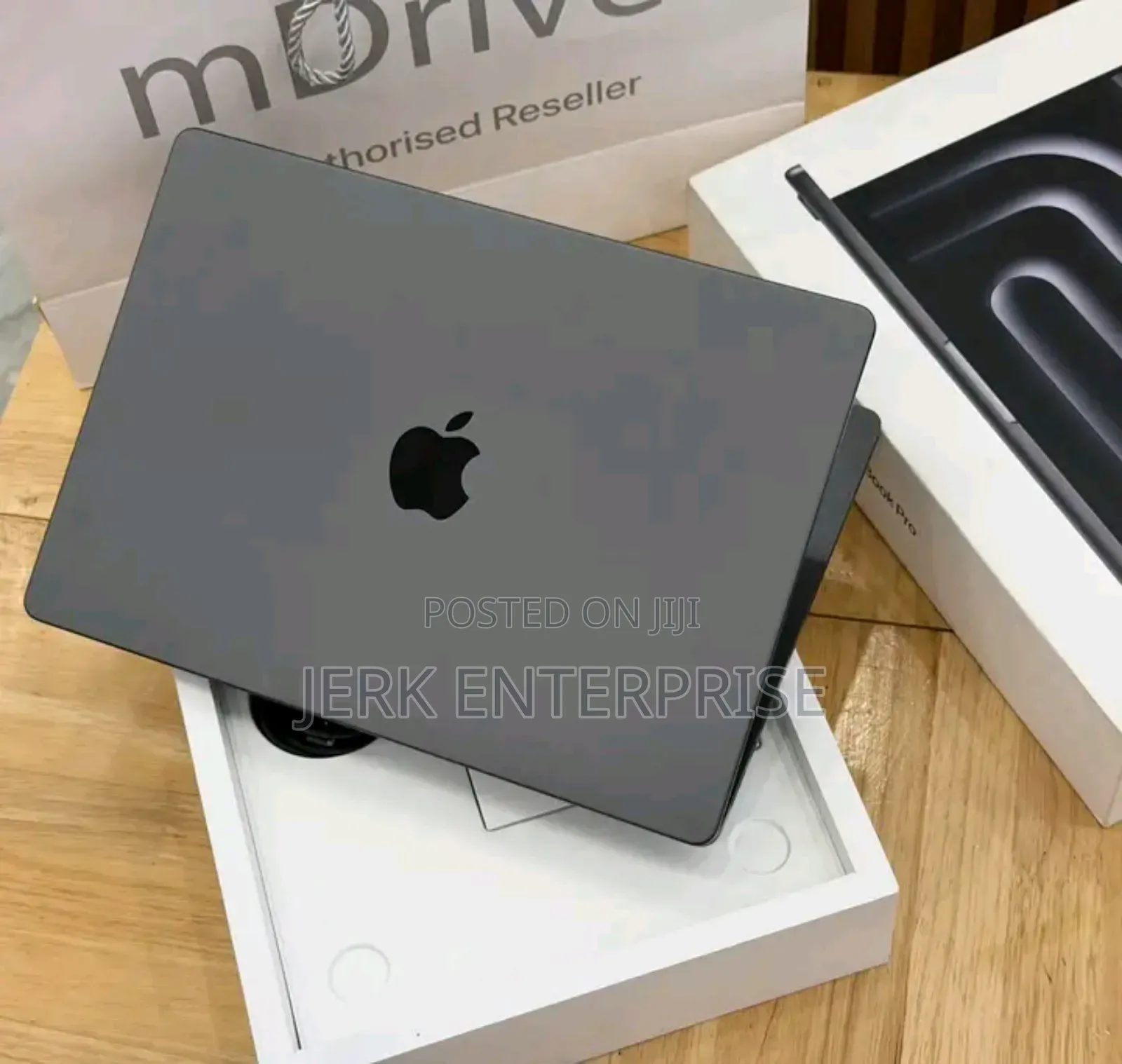 New Laptop Apple MacBook Air 2026 M5 32GB Apple M5 SSD 1T