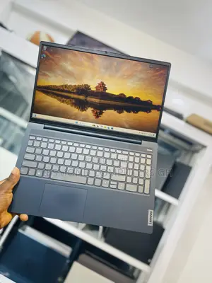 Laptop Lenovo IdeaPad 5 Slim 13th Gen i7 12GB Intel Core i7 SSD 256GB