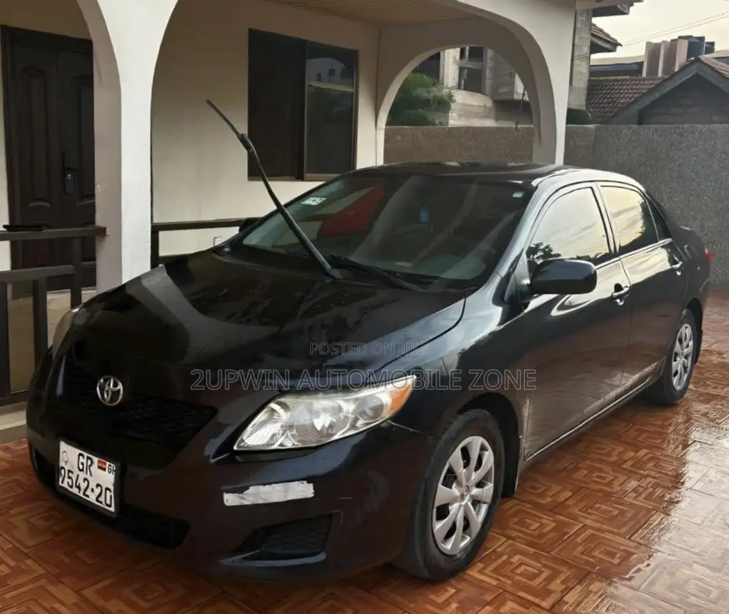 Toyota Corolla 2012 Black