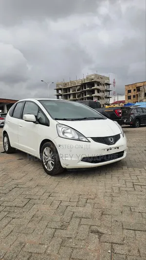 Honda Fit 2012 White