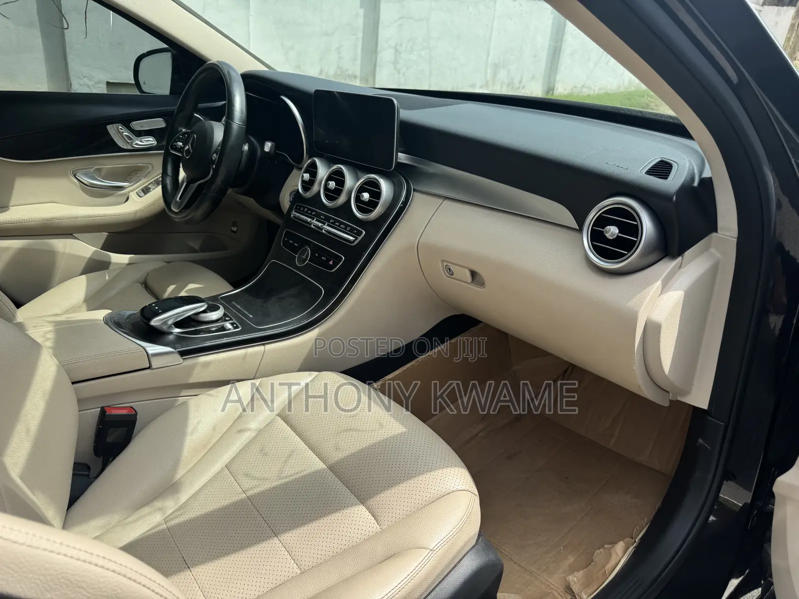 Mercedes-Benz C300 2020 Black