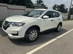 Nissan Rogue 2017 White