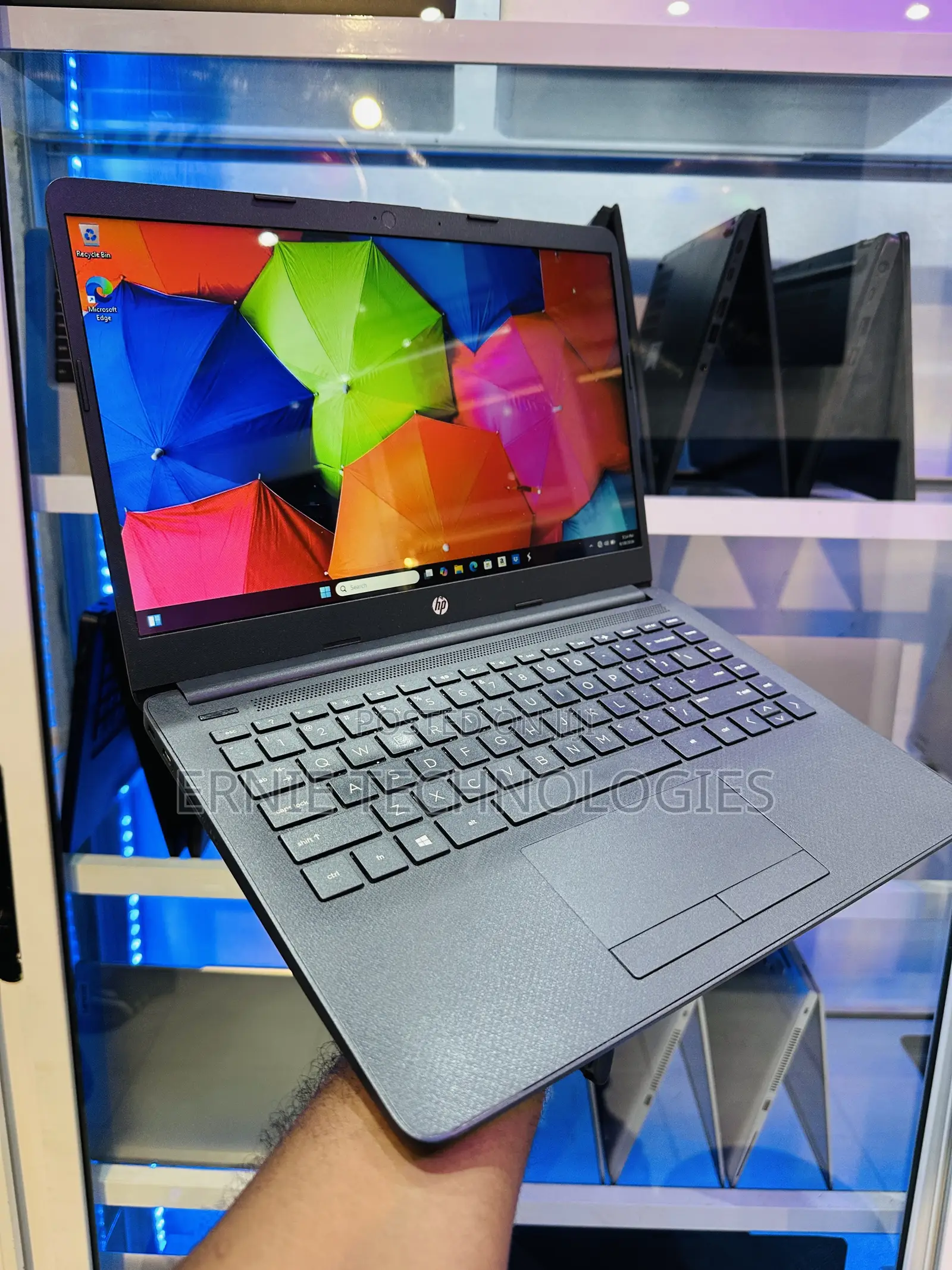 Laptop HP 14-dq1088wm 8GB AMD HDD+SSD 128GB