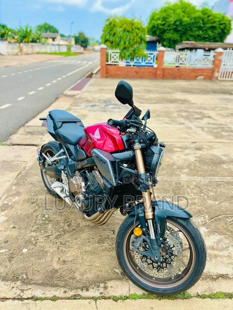 Honda CB 2023 Red