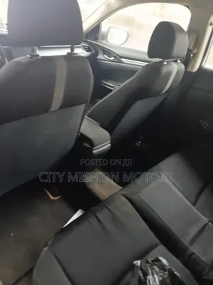 Honda Civic EX 4dr Sedan (1.5L 4cyl) 2016 Silver