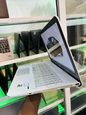 Laptop HP Envy 15 16GB Intel Core i7 HDD+SSD 1T
