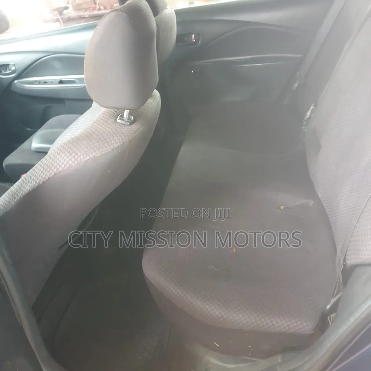 Toyota Yaris 2010 Blue
