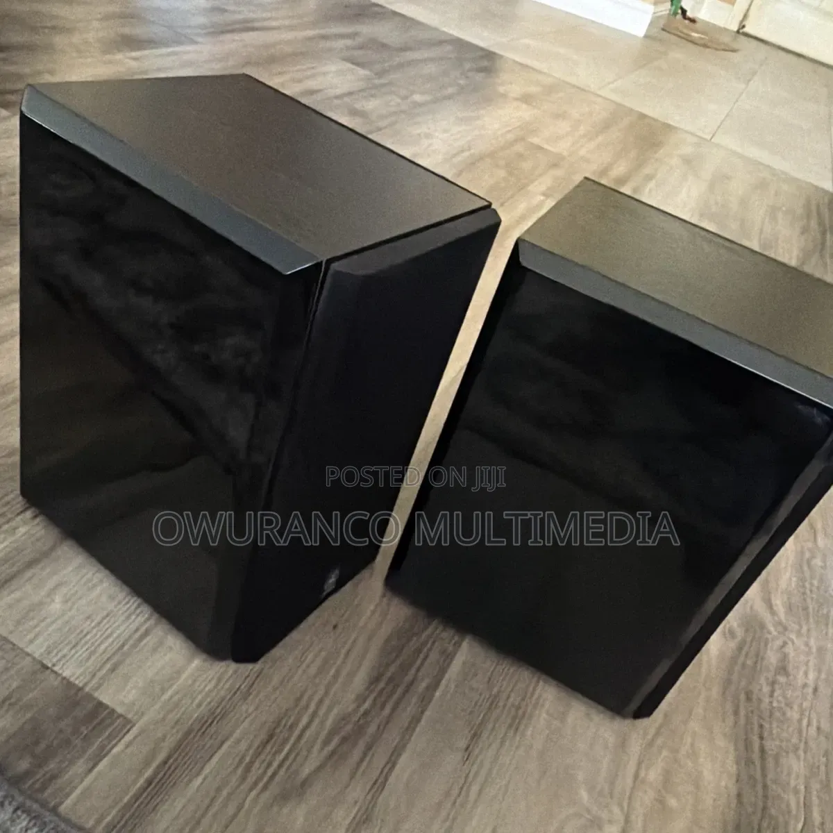 Yamaha Pianocraft Nx-E200
 Loudspeakers Bookshelf