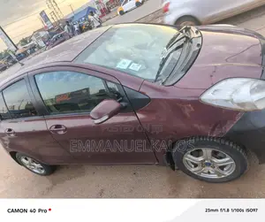 Toyota Vitz 1.3 AWD 5dr 2018 Red