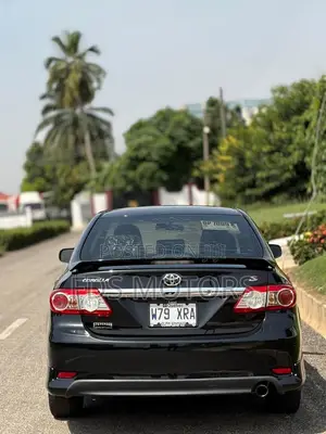 Toyota Corolla S 4dr Sedan (1.8L 4cyl 4A) 2013 Black