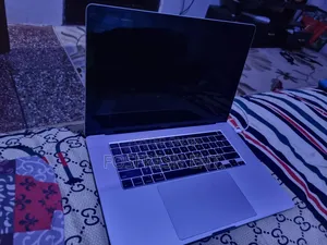 Laptop Apple MacBook Pro 2019 16GB Intel Core i9 SSD 512GB