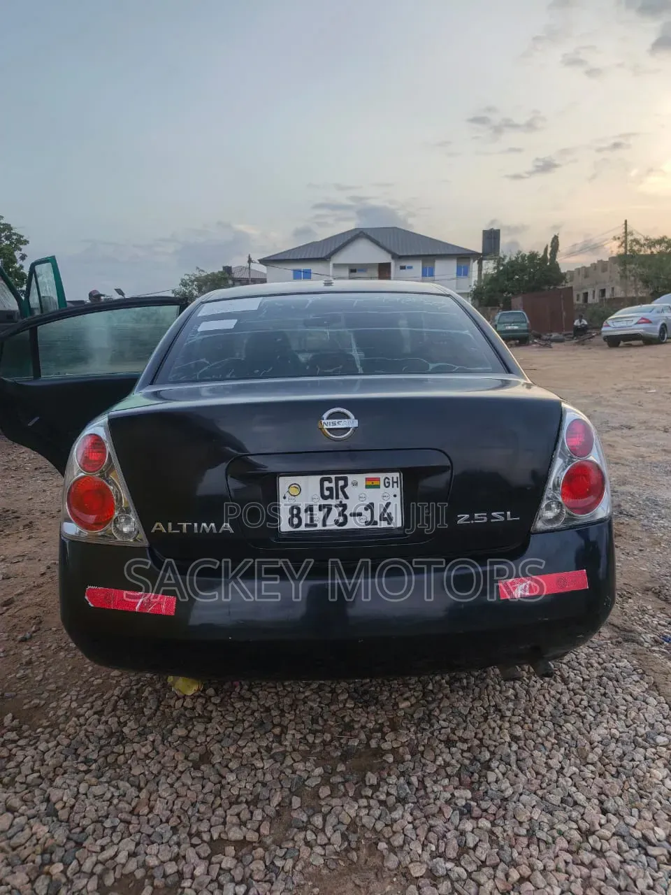 Nissan Altima 2004 Black