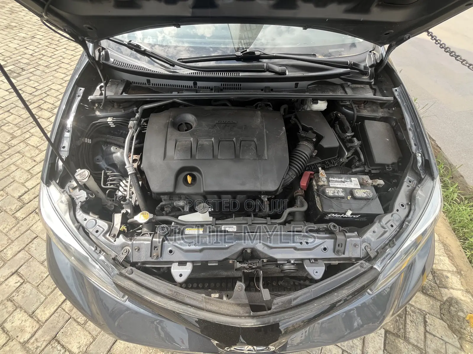 Toyota Corolla LE Eco Premium 4dr Sedan (1.8L 4cyl CVT) 2015 Teal
