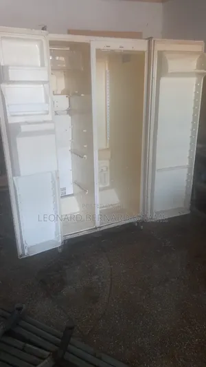 Whirlpool Double Door Freezer
