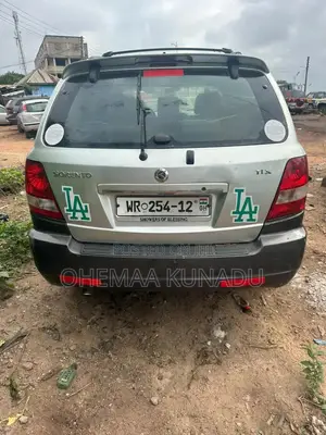Kia Sorento 2012 Silver