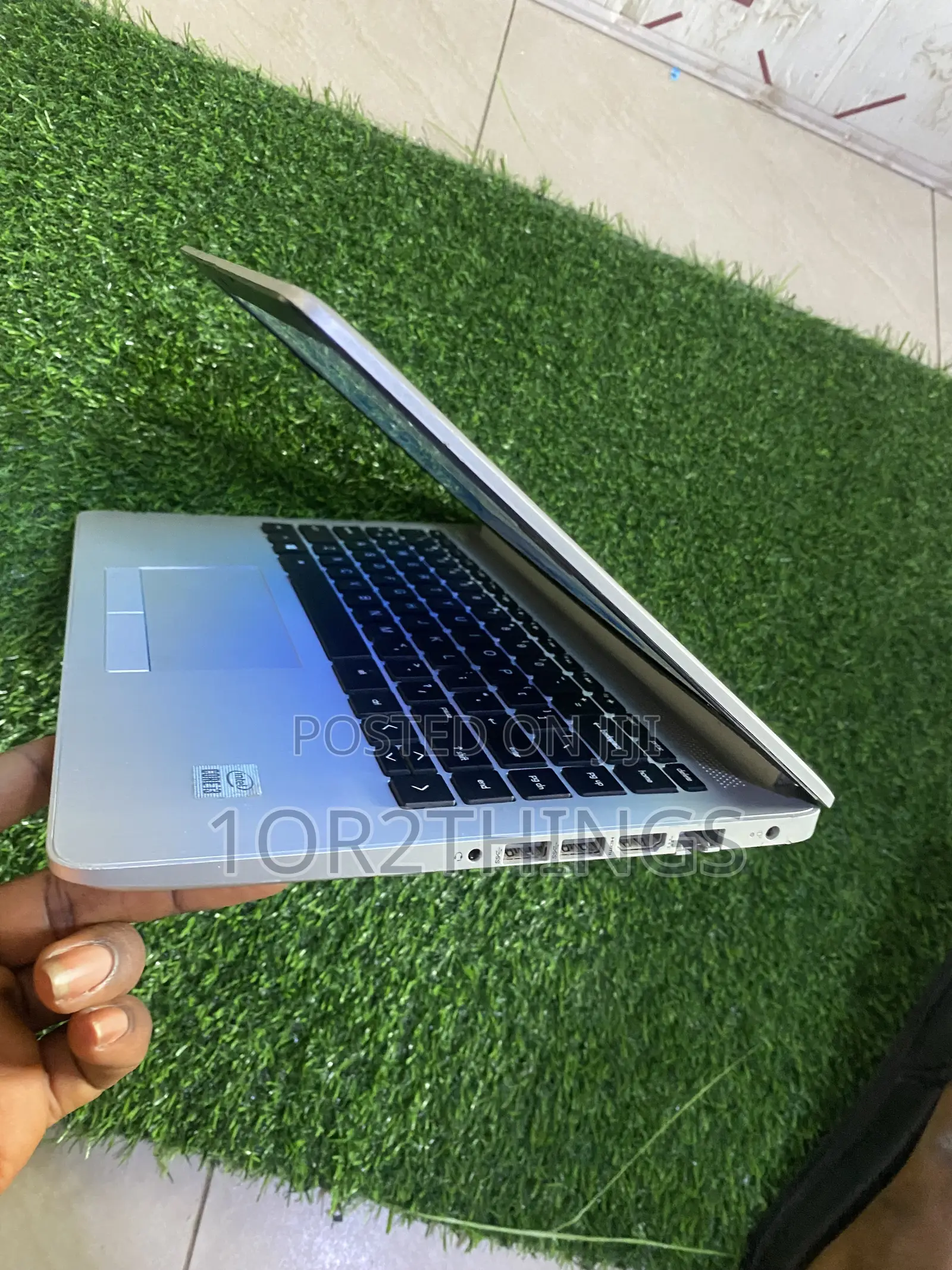 Laptop HP 14-dq1088wm 8GB Intel Core i3 SSD 256GB