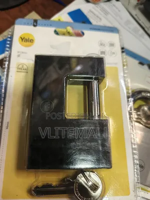 Yale 90mm Cast Iron Shutter Padlock (Y113blfor High Industrial