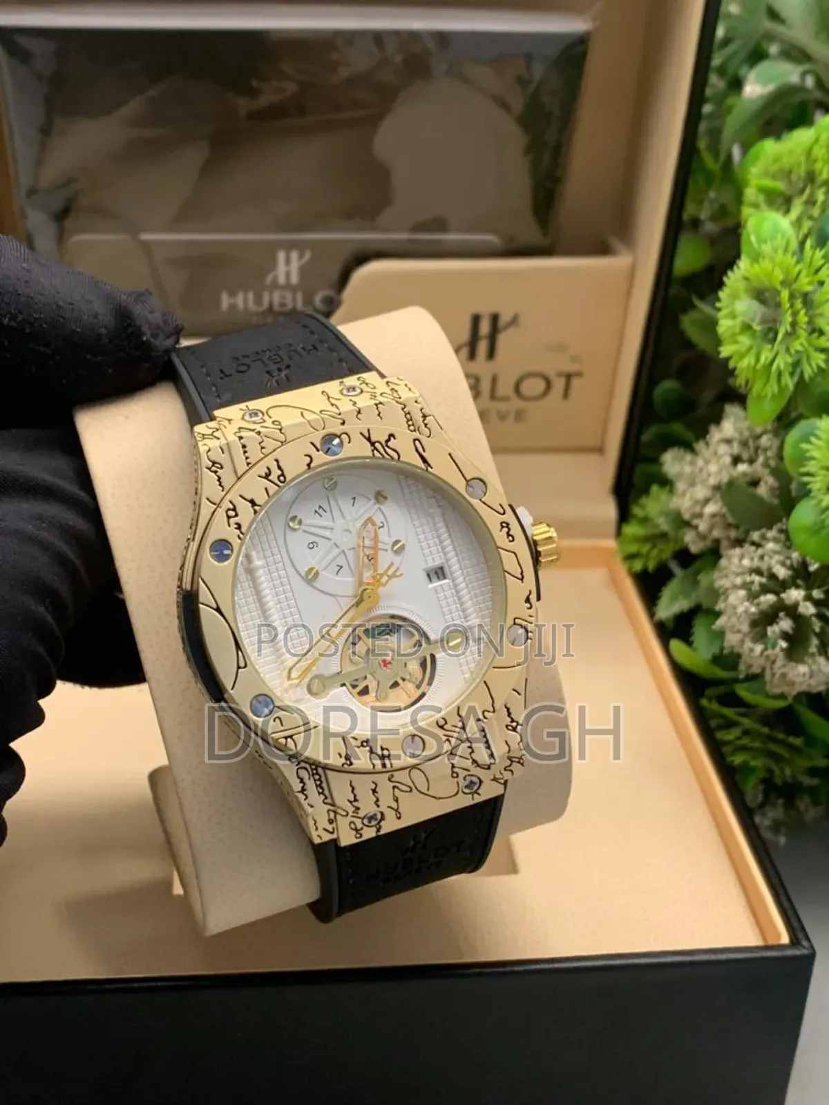 Hublot Leather Watch – Men’S Unisex Luxury Watch in Ghana