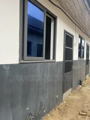 1bdrm Apartment in Olebu for rent