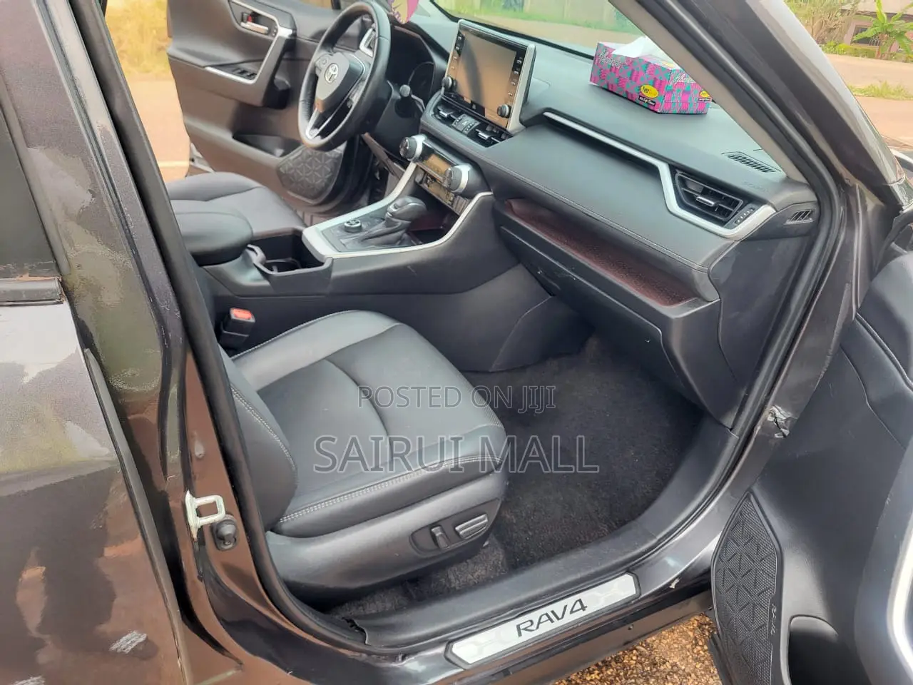 Toyota RAV4 Limited 2022 Gray