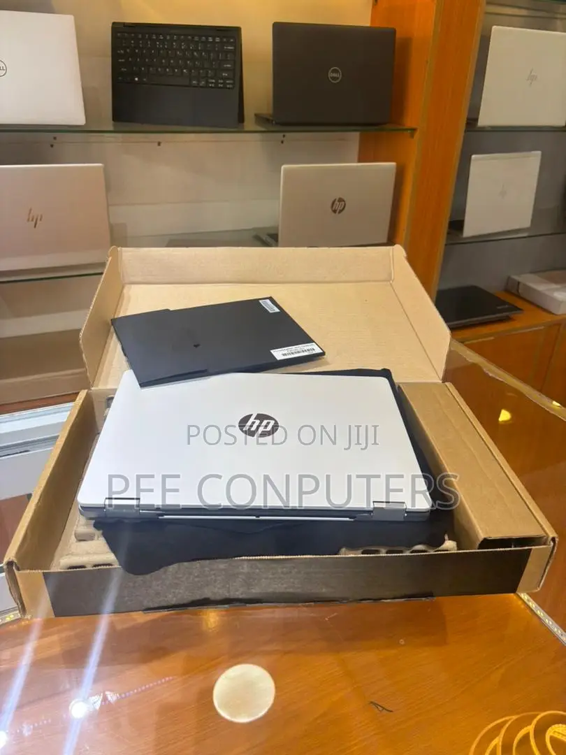 New Laptop HP OmniBook 5 Flip 14-fp0023dx 16GB Intel Core 7 SSD 512GB