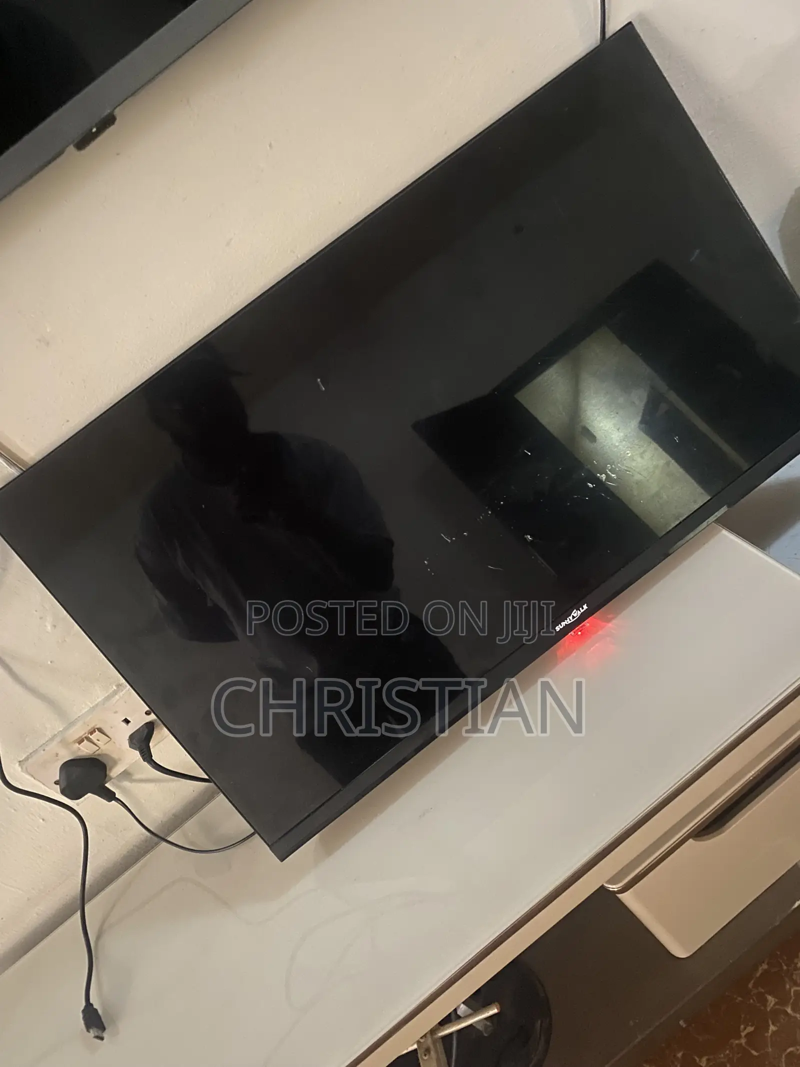 Sunnywalk 32 inches Tv