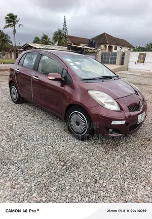 Toyota Vitz 2010 Brown