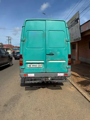 Mercedes-Benz Sprinter 2012 Green