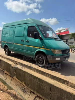 Mercedes-Benz Sprinter 2012 Green