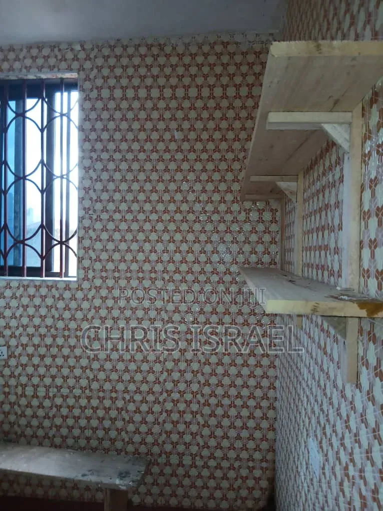 1bdrm Bedsitter in Oyibi Benarpat, Pentecost for rent