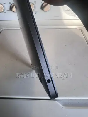 Laptop Apple MacBook Pro 8GB Intel Core i5 SSD 640GB