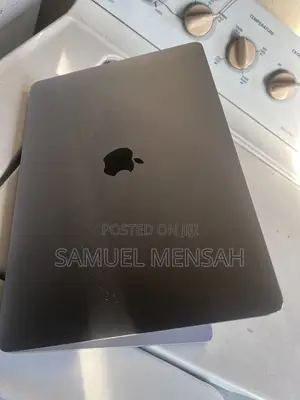 Laptop Apple MacBook Pro 8GB Intel Core i5 SSD 640GB