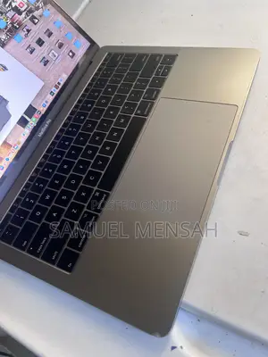 Laptop Apple MacBook Pro 8GB Intel Core i5 SSD 640GB