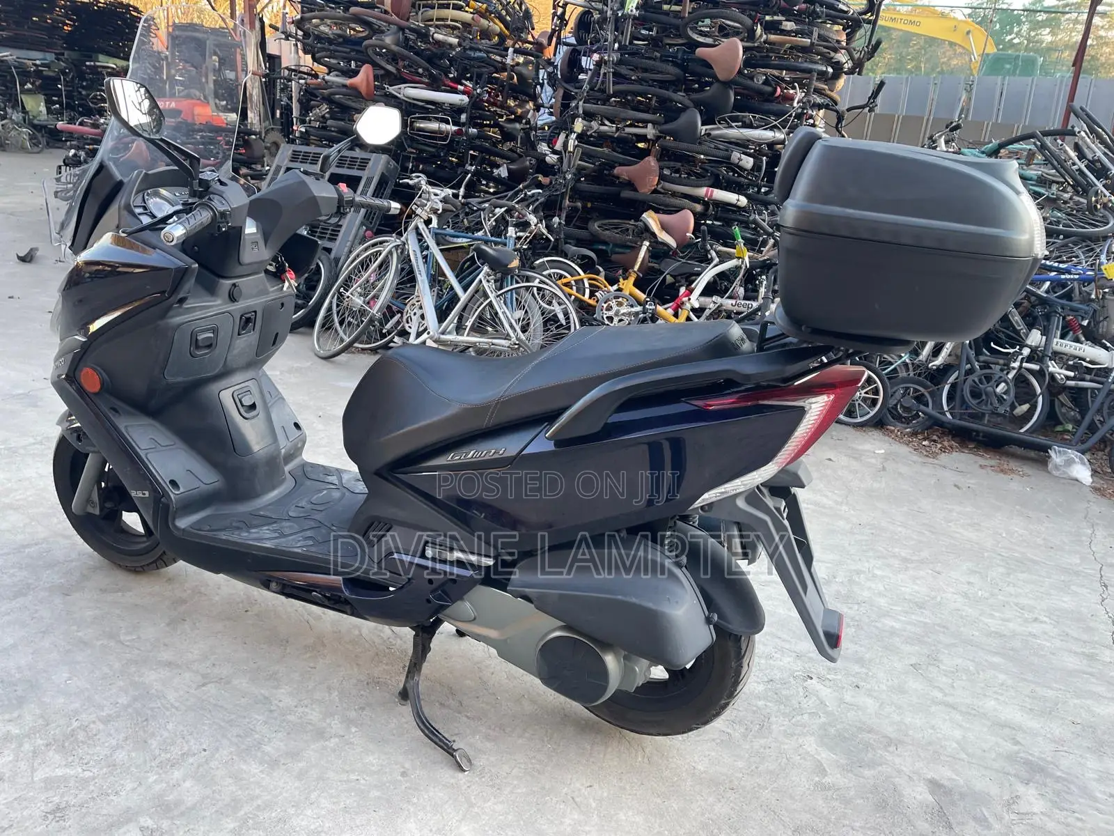 Kymco Xciting 2022 Black