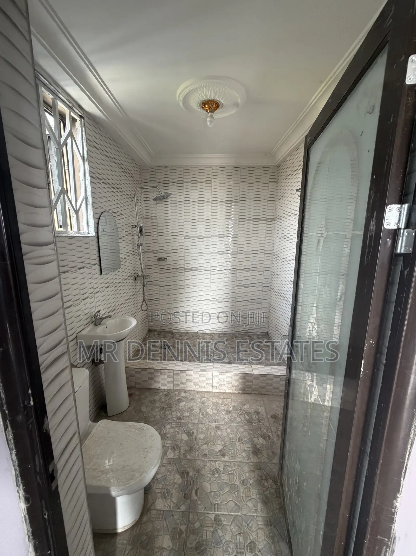 2bdrm Apartment in Westhills Mall for rent